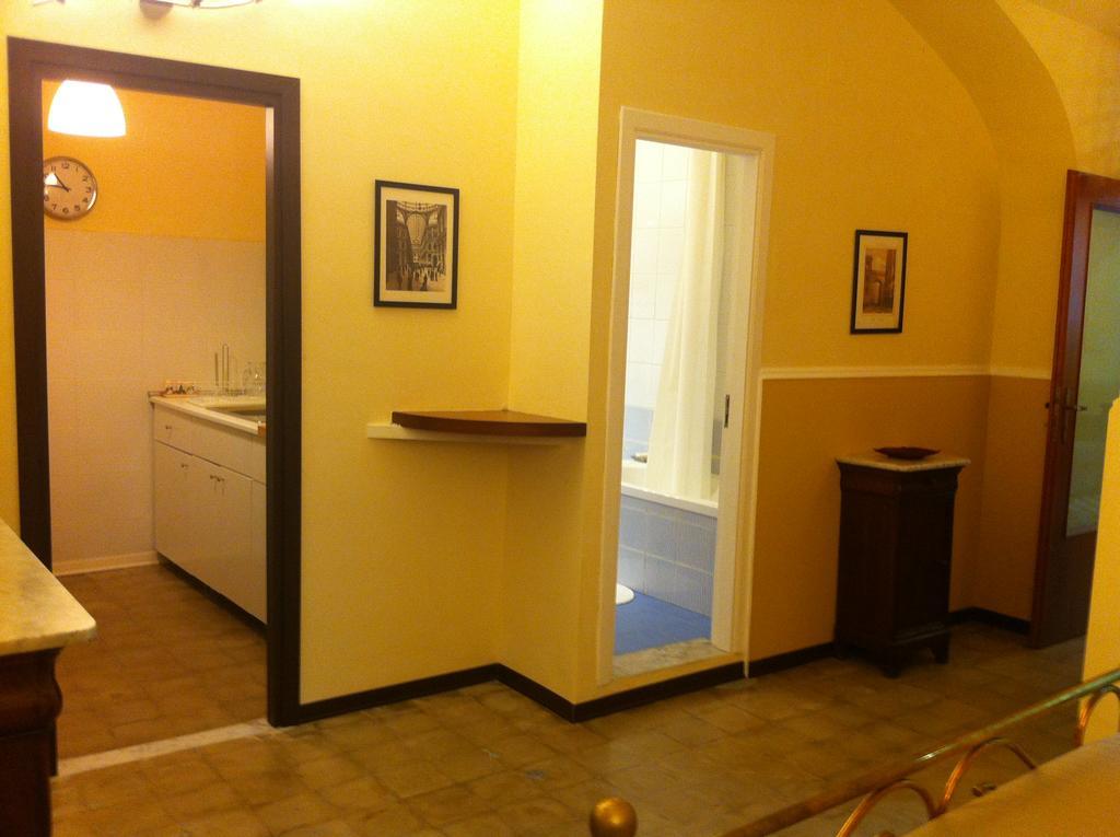 Casa Vacanze Amedeo Naples Exterior photo